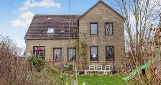 von_poll_real_estate_property_25053175_image_0