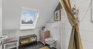 von_poll_real_estate_property_25053175_image_7