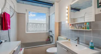 von_poll_real_estate_property_25053148_image_8