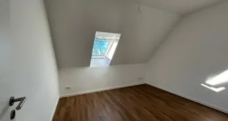 von_poll_real_estate_property_25053048.3_image_8