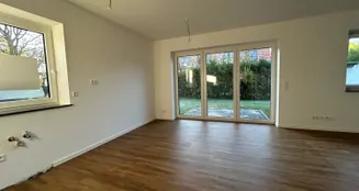 von_poll_real_estate_property_25053048.3_image_4