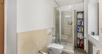 von_poll_real_estate_property_25053162_image_7