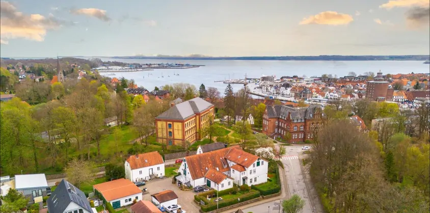 von Poll Immobilien GmbH