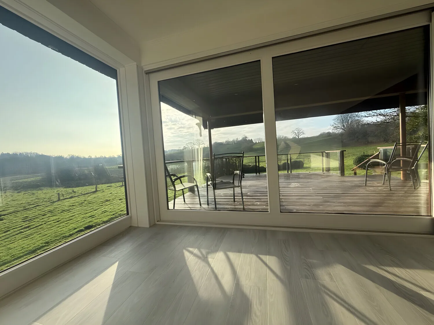 Wohnbereich mit Terrassenzugang