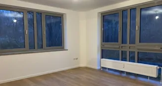 von_poll_real_estate_property_26053001_image_0