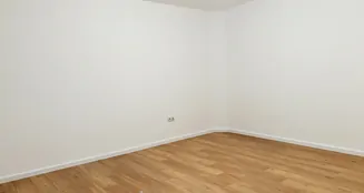 von_poll_real_estate_property_26053001_image_7