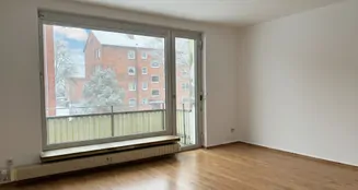 von_poll_real_estate_property_26053010_image_1