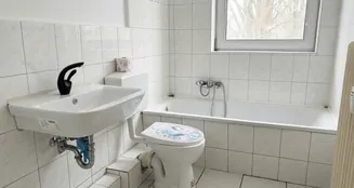 von_poll_real_estate_property_26053010_image_12