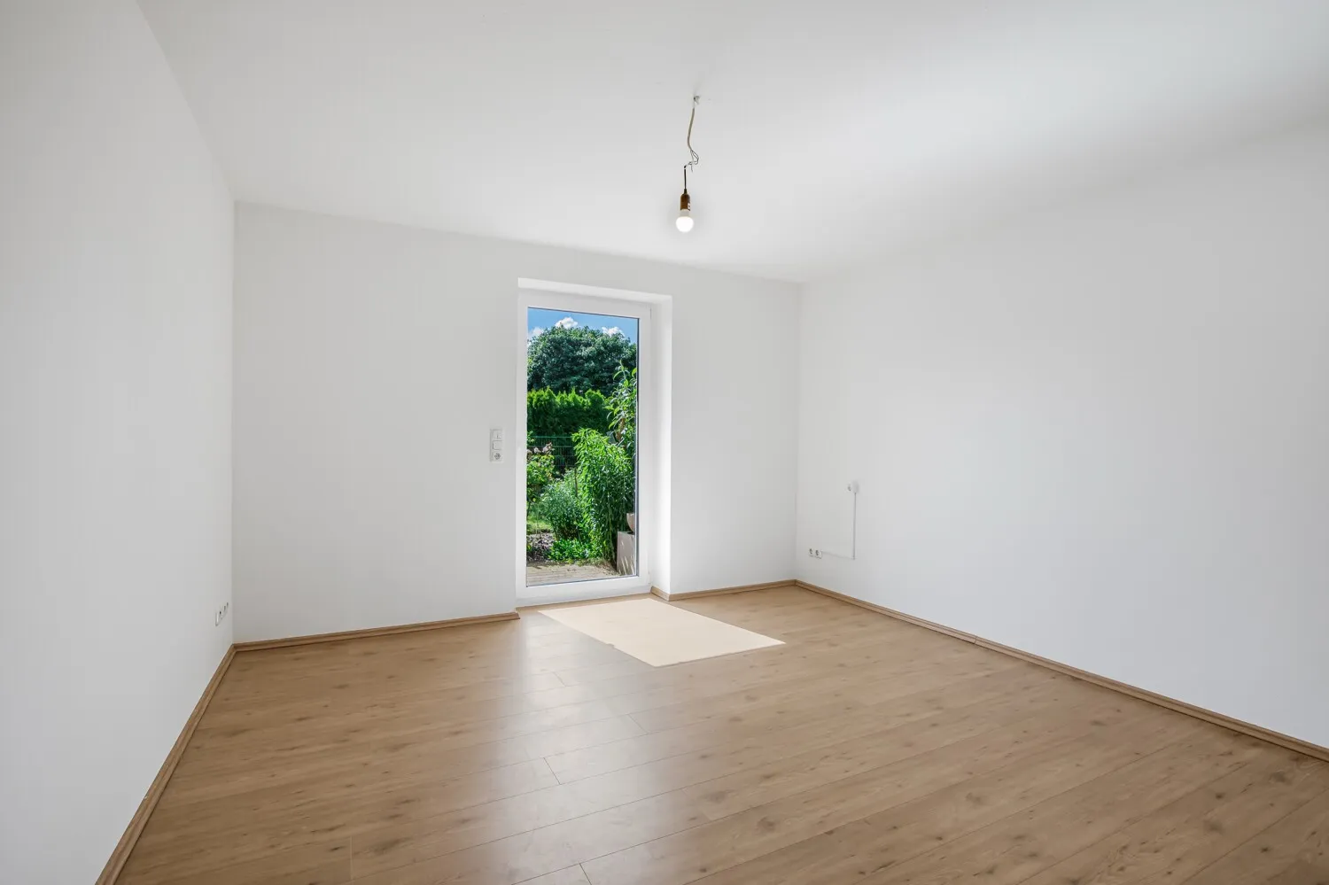 Schlafzimmer (WE1)