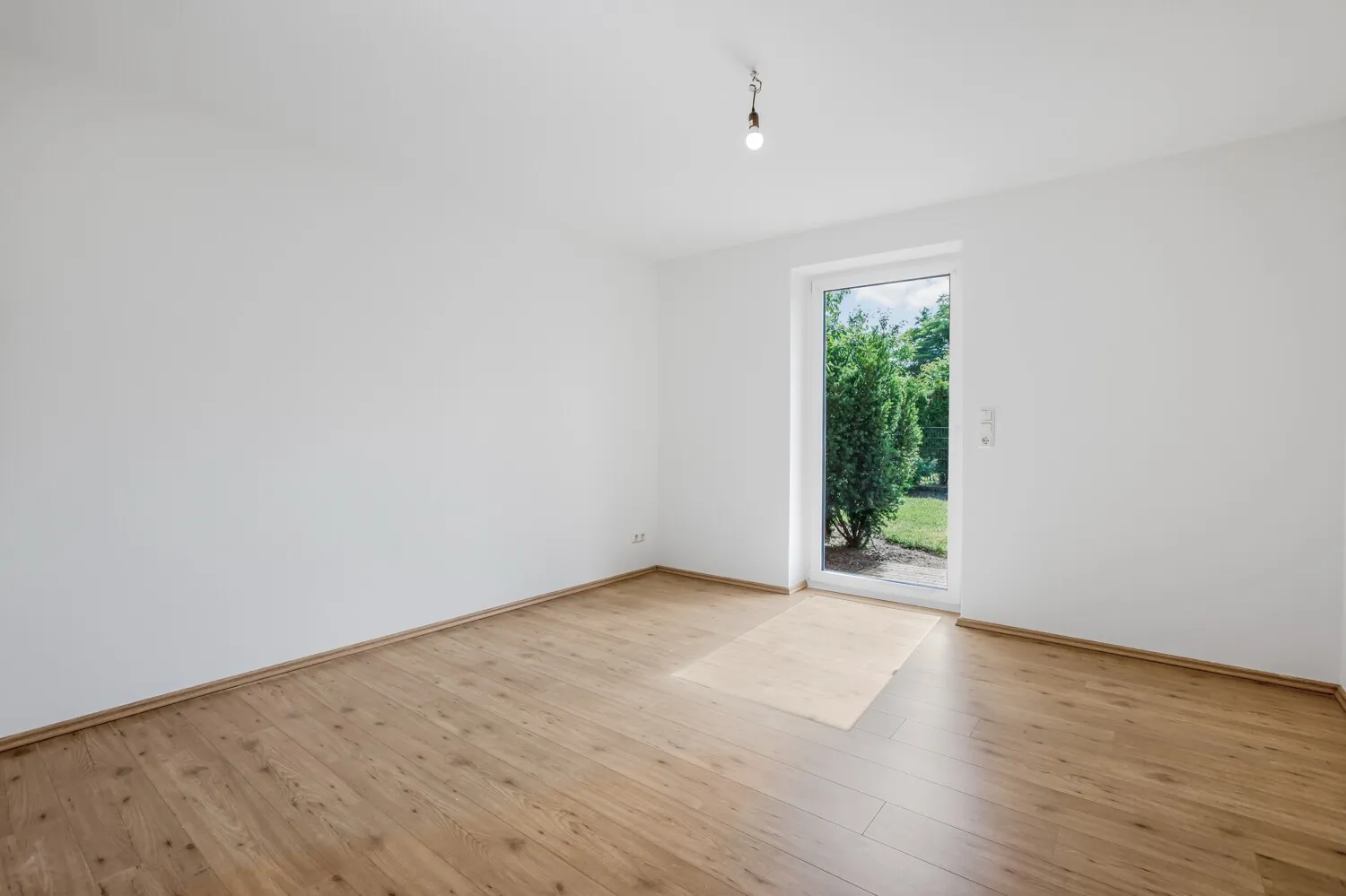 Schlafzimmer (WE2)