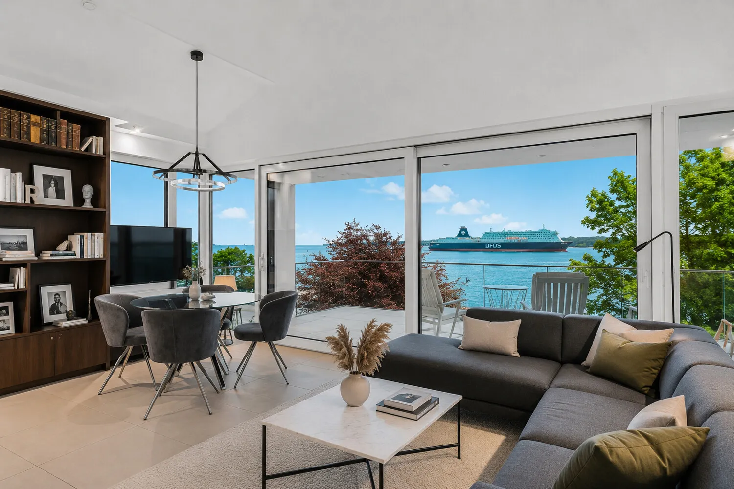 (KI) Wohnzimmer Penthouse - virtuell möbliert