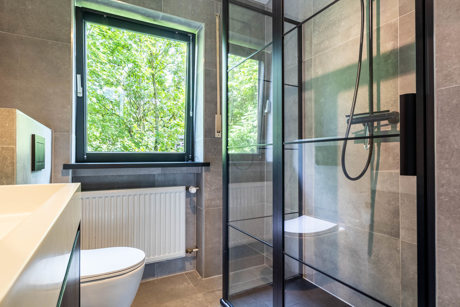 Badezimmer Ansicht 2