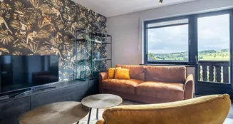 von_poll_real_estate_property_25126022_image_1