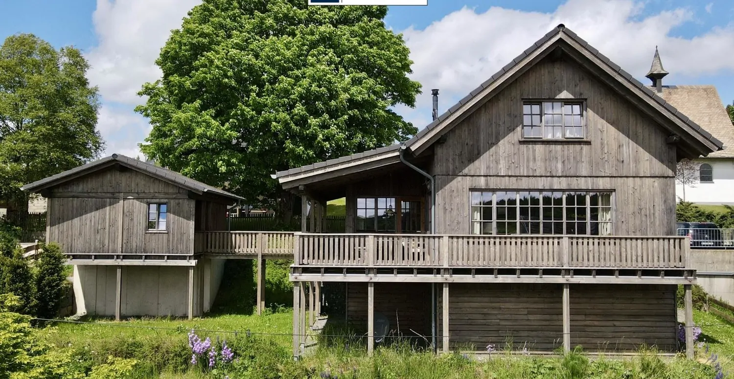 Titelbild, Außenaufnahme