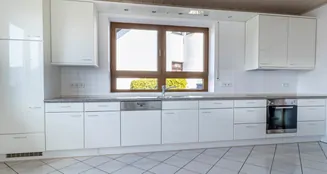 von_poll_real_estate_property_24126025_image_8