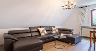 von_poll_real_estate_property_25126021_image_2