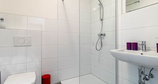 von_poll_real_estate_property_25126014_image_2