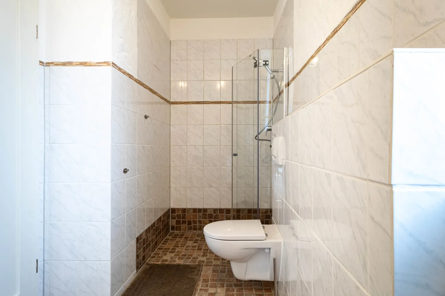 Bad Erdgeschoss Ansicht 1