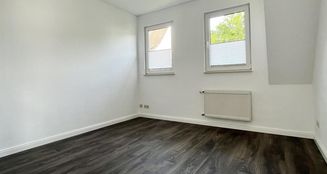 von_poll_real_estate_property_25126024_image_1