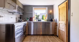 von_poll_real_estate_property_25126035_image_2