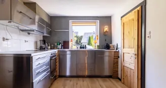 von_poll_real_estate_property_25126035_image_2