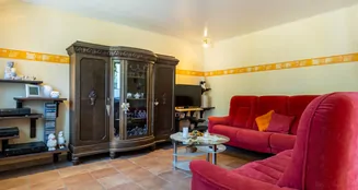 von_poll_real_estate_property_25126027_image_3