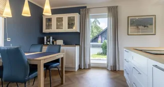 von_poll_real_estate_property_25126028_image_0