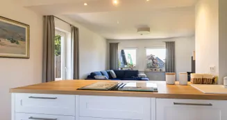 von_poll_real_estate_property_25126028_image_1