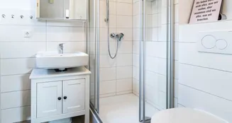 von_poll_real_estate_property_25126037_image_5