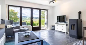 von_poll_real_estate_property_25126037_image_0