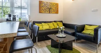 von_poll_real_estate_property_25126040_image_0