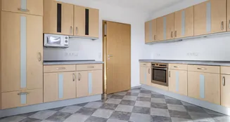 von_poll_real_estate_property_25126031_image_4