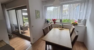 von_poll_real_estate_property_24034100x_image_3