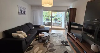 von_poll_real_estate_property_24034100x_image_1