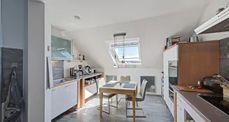 von_poll_real_estate_property_25034044x_image_11