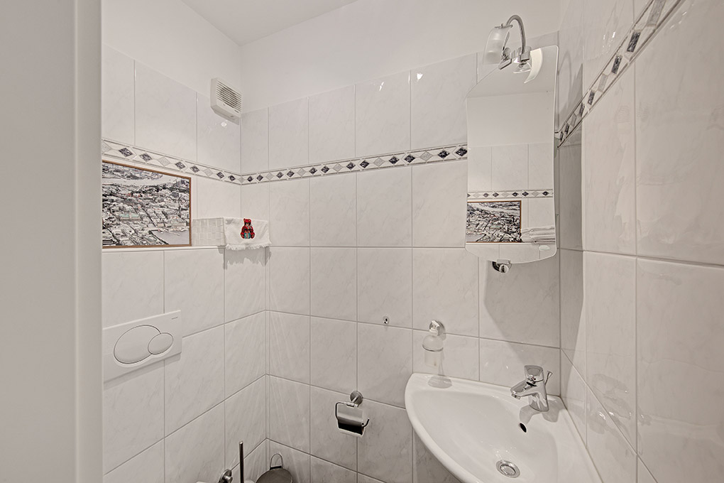 Gäste-WC im EG