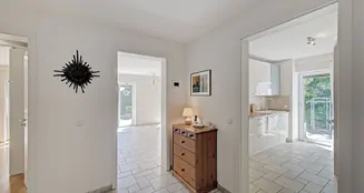 von_poll_real_estate_property_25034044x_image_2