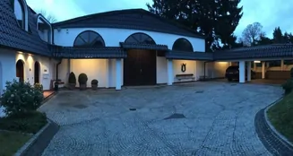 von_poll_real_estate_property_24034025_image_0