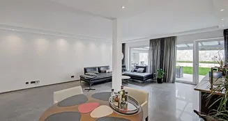 von_poll_real_estate_property_24034049_image_2