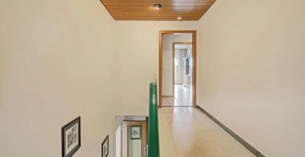 EG-Eingang und Treppe Gartengeschoss