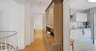 von_poll_real_estate_property_25034037_image_1