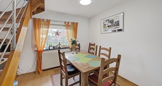 von_poll_real_estate_property_25034047_image_2
