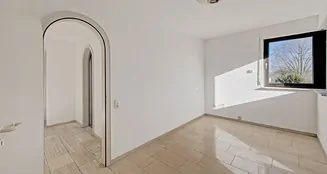 von_poll_real_estate_property_25034001x_image_8