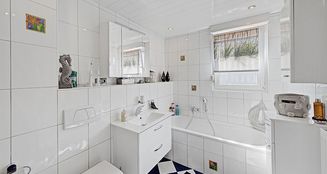 von_poll_real_estate_property_25034074_image_11