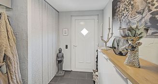 von_poll_real_estate_property_25034074_image_1