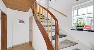 von_poll_real_estate_property_25034078_image_1