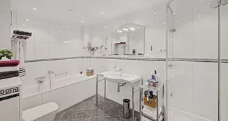 von_poll_real_estate_property_25034082x_image_10