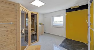 von_poll_real_estate_property_25034050x_image_2
