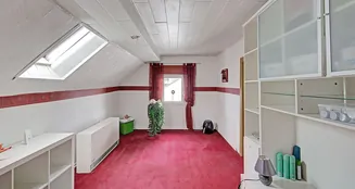 von_poll_real_estate_property_24034078x_image_9