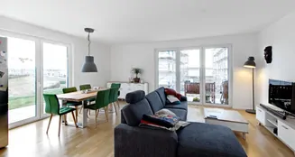 von_poll_real_estate_property_25034023x_image_1